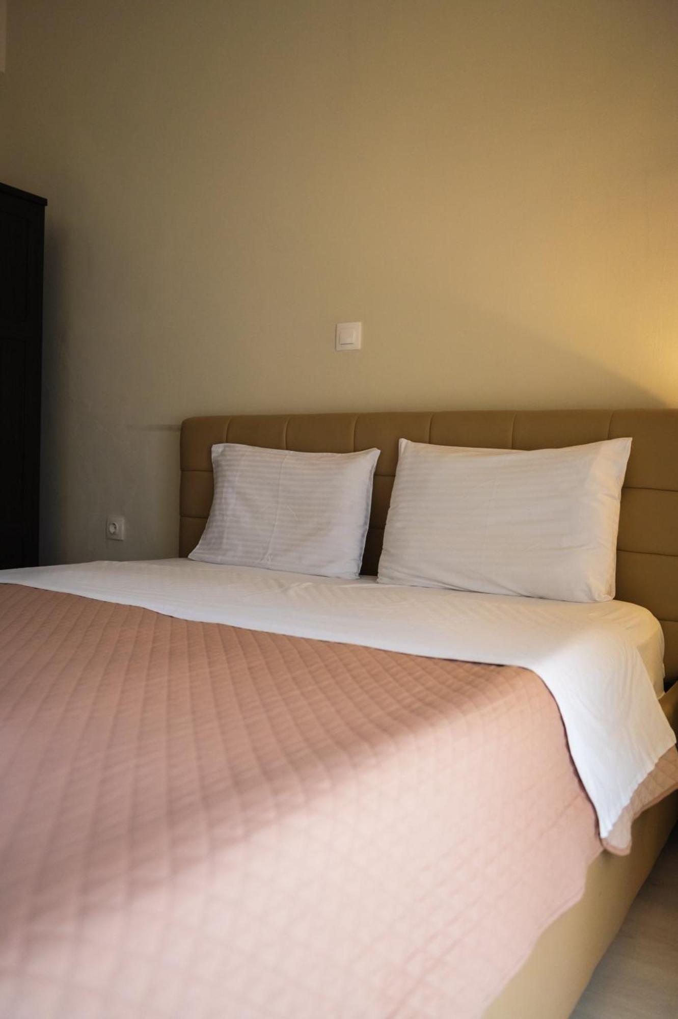 Central Luxurious Suite Near Lighthouse อเล็กซานโดรโพลิส ภายนอก รูปภาพ