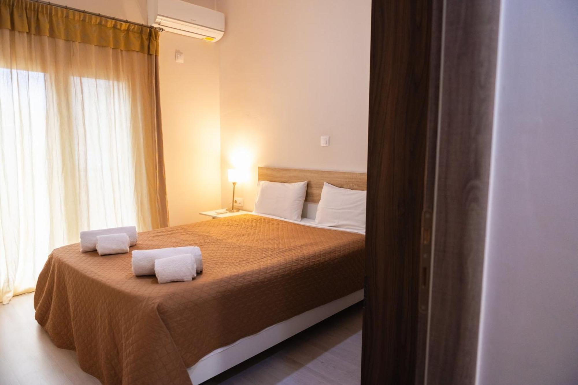Central Luxurious Suite Near Lighthouse อเล็กซานโดรโพลิส ภายนอก รูปภาพ