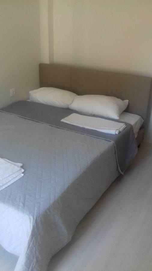 Central Luxurious Suite Near Lighthouse อเล็กซานโดรโพลิส ภายนอก รูปภาพ